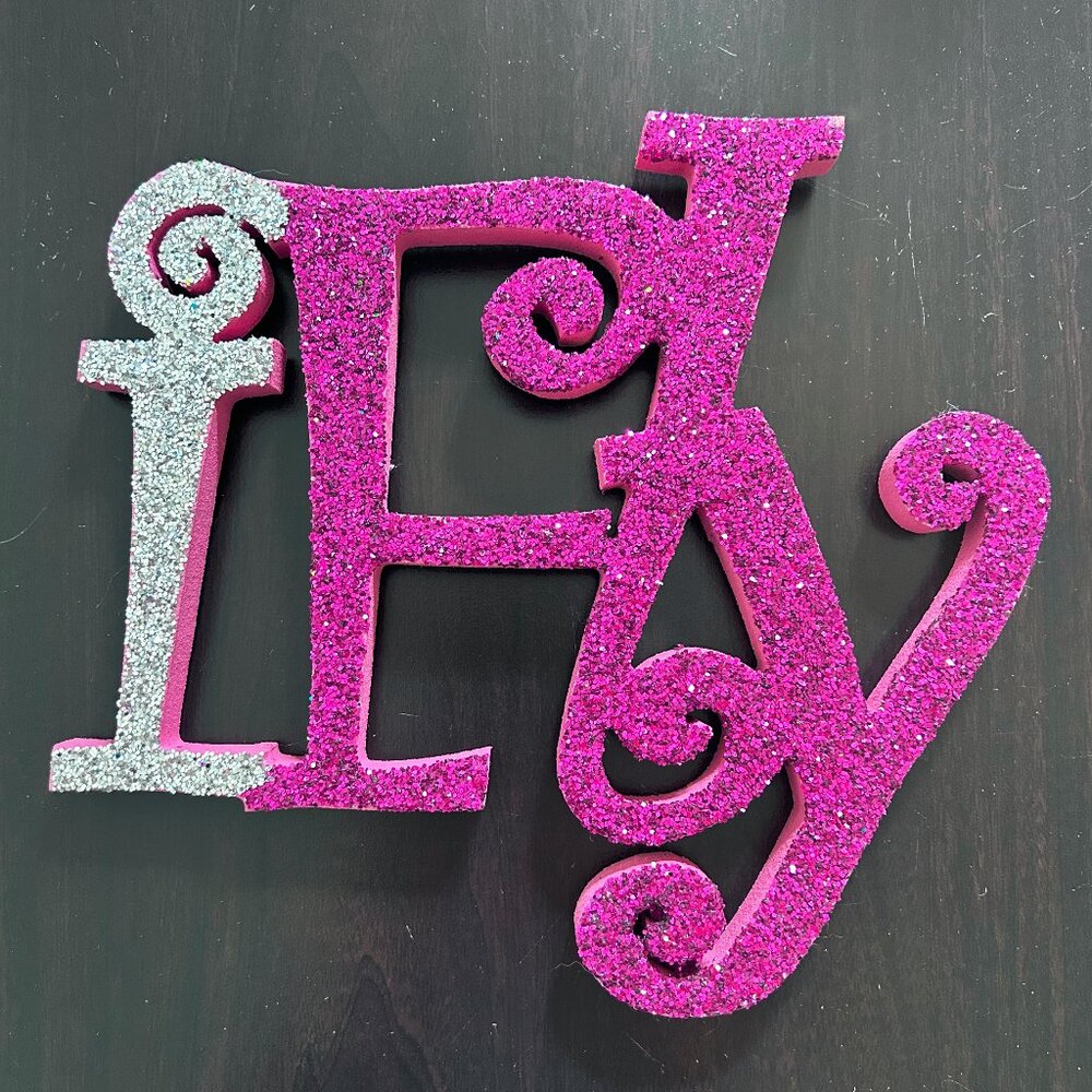 Cheerleading "I Fly" glitter wall decor